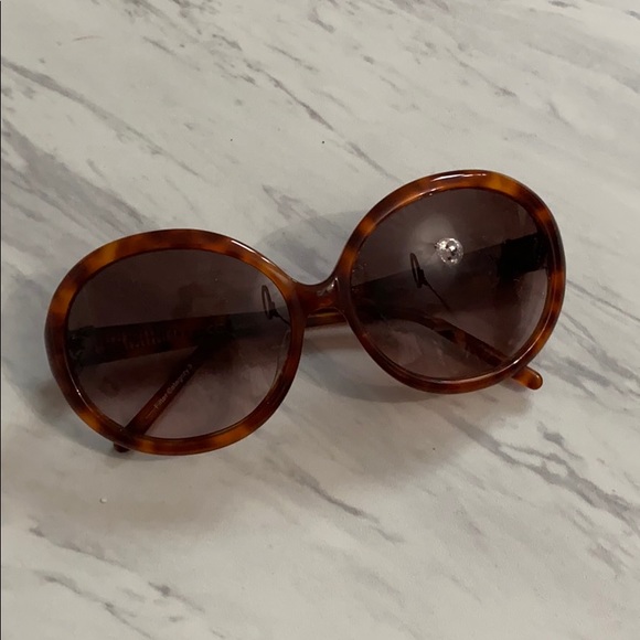Elle Accessories - Round Tort Sunglasses